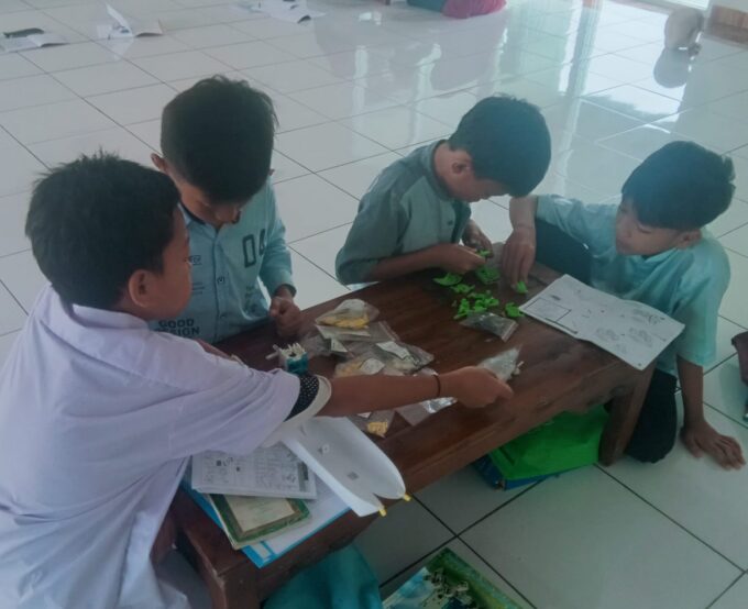 Ekspresi anak-anak dalam kreatifitas di Kelas Robotik
